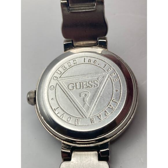 VTG Guess Womens Petite Watch 23mm with New Battery Wrist size 5.75 Black Silver - Picture 4 of 8